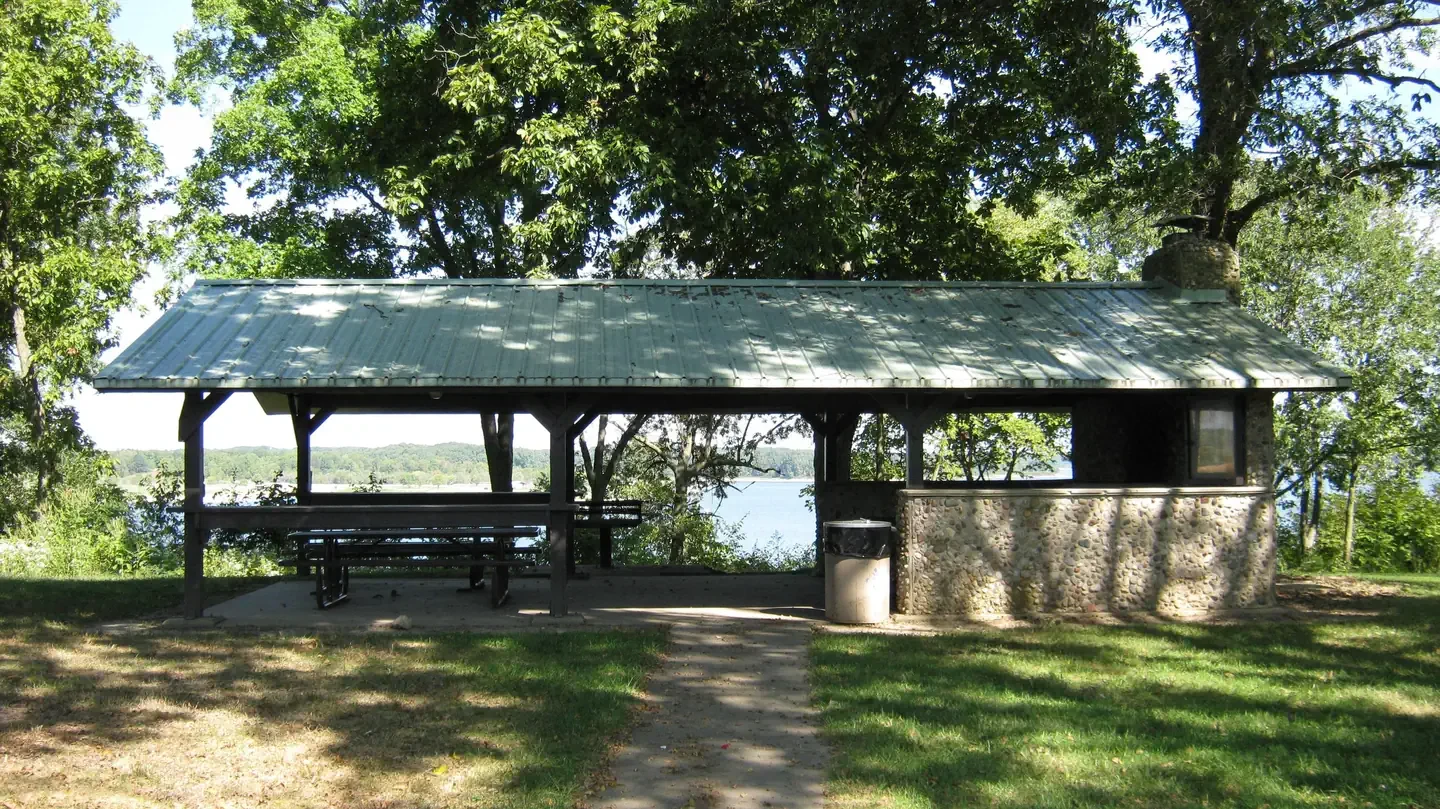 Dam East Picnic Shelter (Shelbyville)