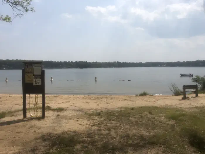 Round Lake