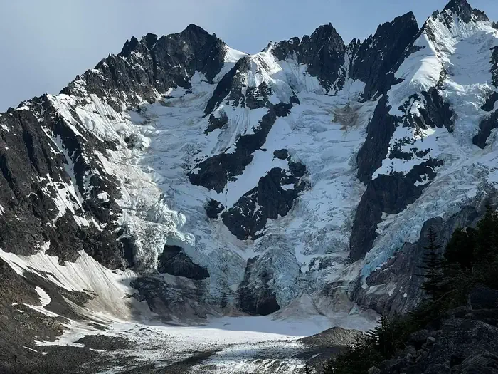 Laughton Glacier Cabin
