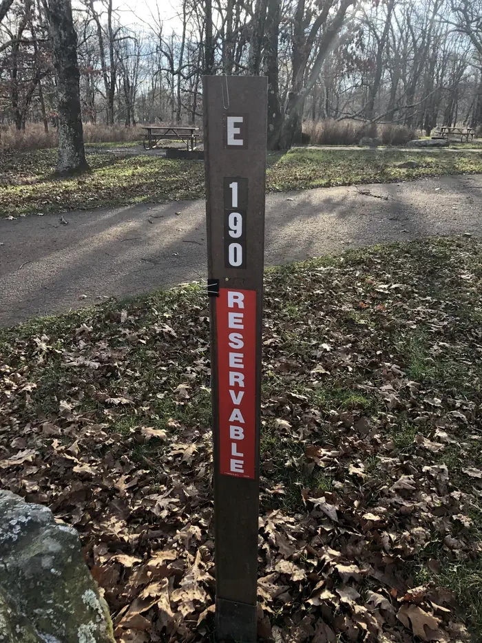 E190