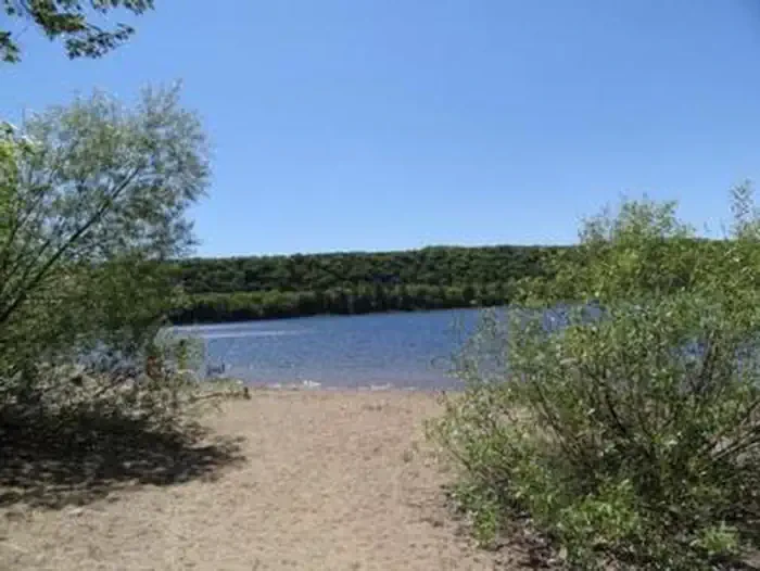 Monocle Lake