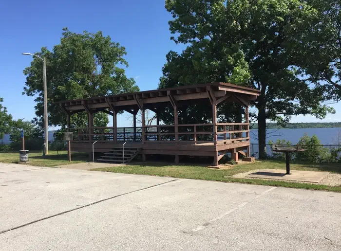 South Overlook Rectangle Shelter