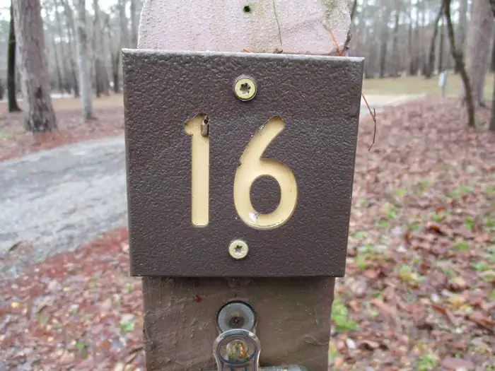 016
