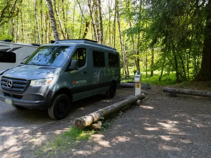 RV010