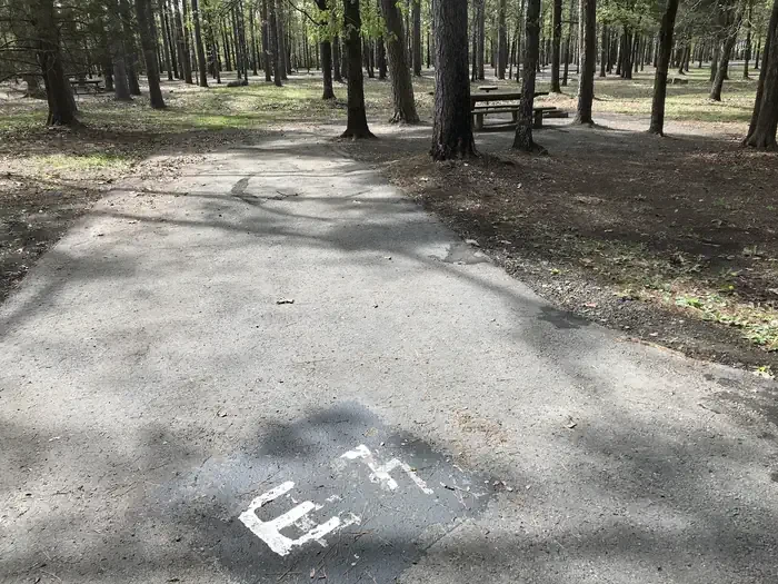 E07