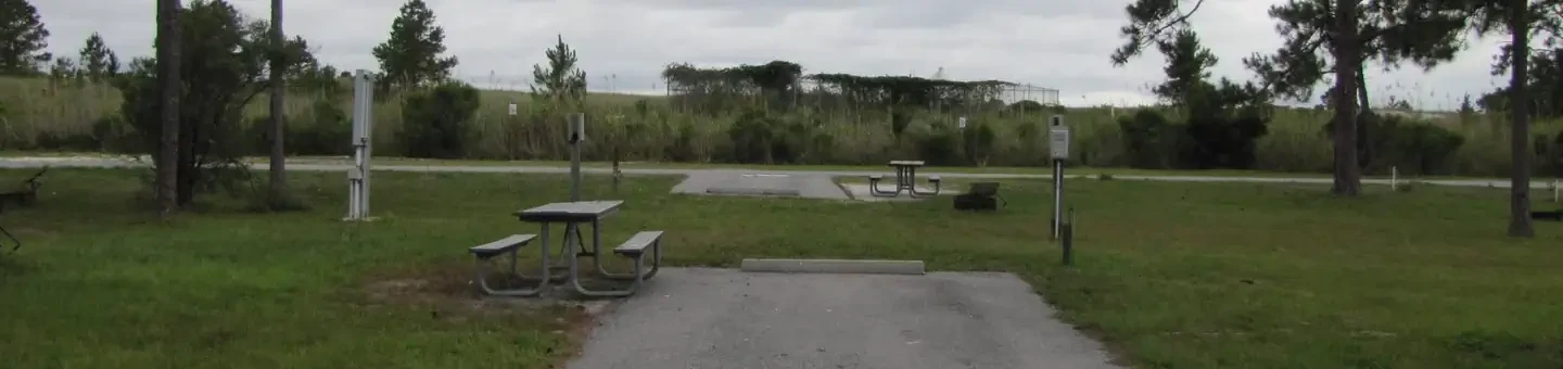 E038