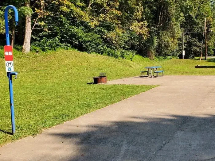 065